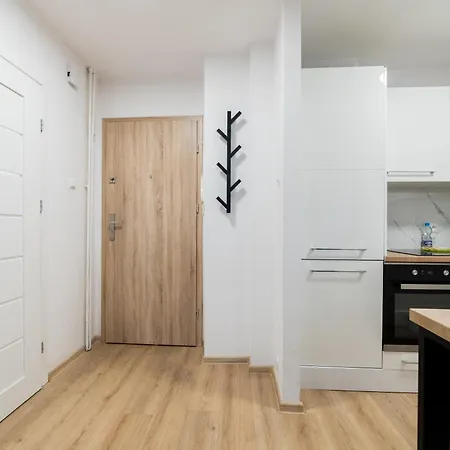 Pod Lipami Charming By Bookinghost Poznań