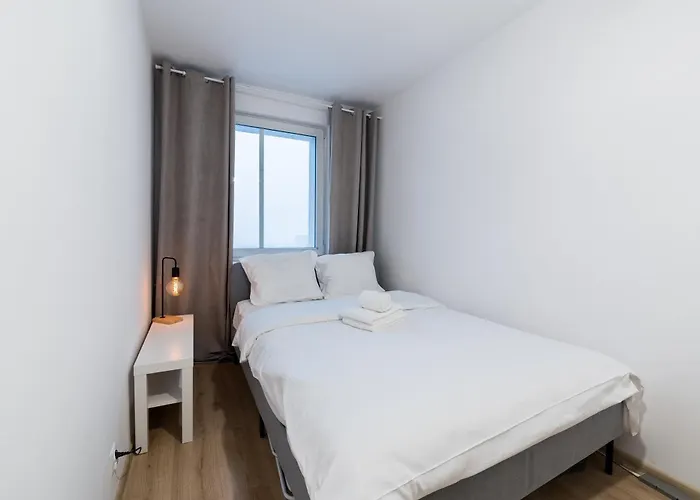 Pod Lipami Charming By Bookinghost *