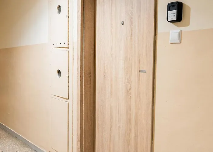 Pod Lipami Charming By Bookinghost Appartement Poznań